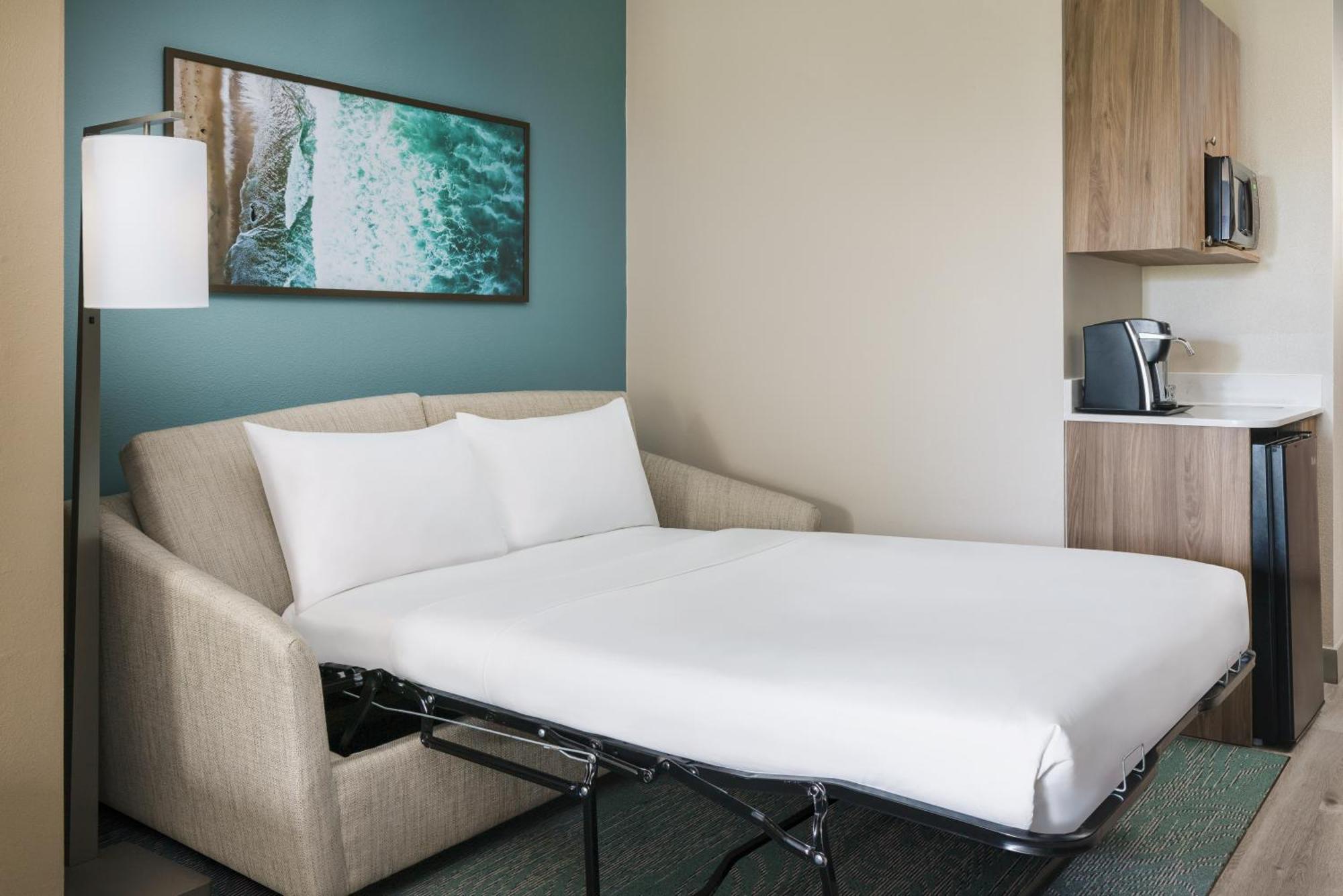 Fairfield By Marriott Inn & Suites Marathon Florida Keys Exterior photo